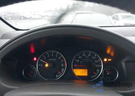 2005 Nissan Pathfinder Le/Se/Xe z USA, uszkodzony, nr VIN 5N1AR18U85C785604